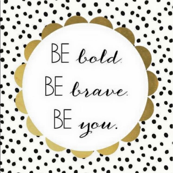 Meet your Posher, Jen - Picture 2 of 2